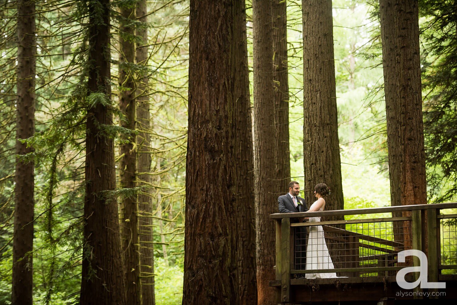 Portland-Hoyt-Arboretum-Backyard-Wedding-Photography_0100.jpg