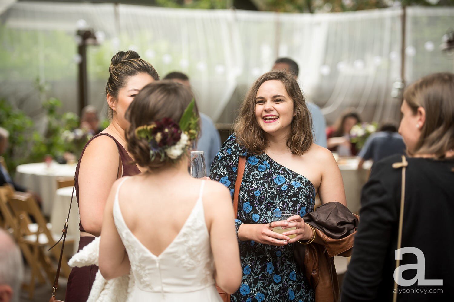 Portland-Hoyt-Arboretum-Backyard-Wedding-Photography_0115.jpg