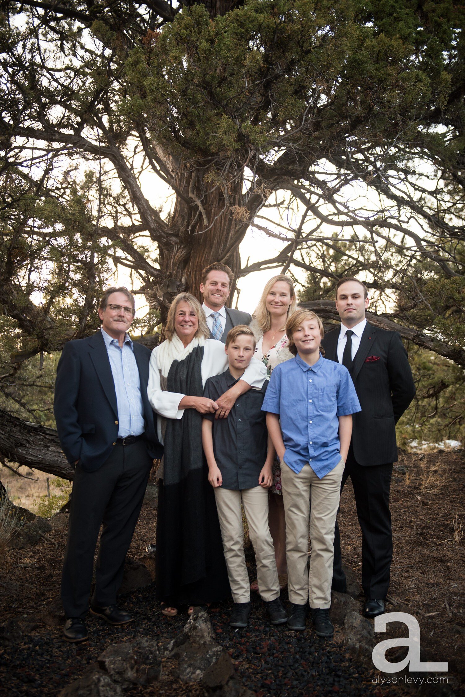 Bend-Elopement-Intimate-Wedding-Photography_0040.jpg