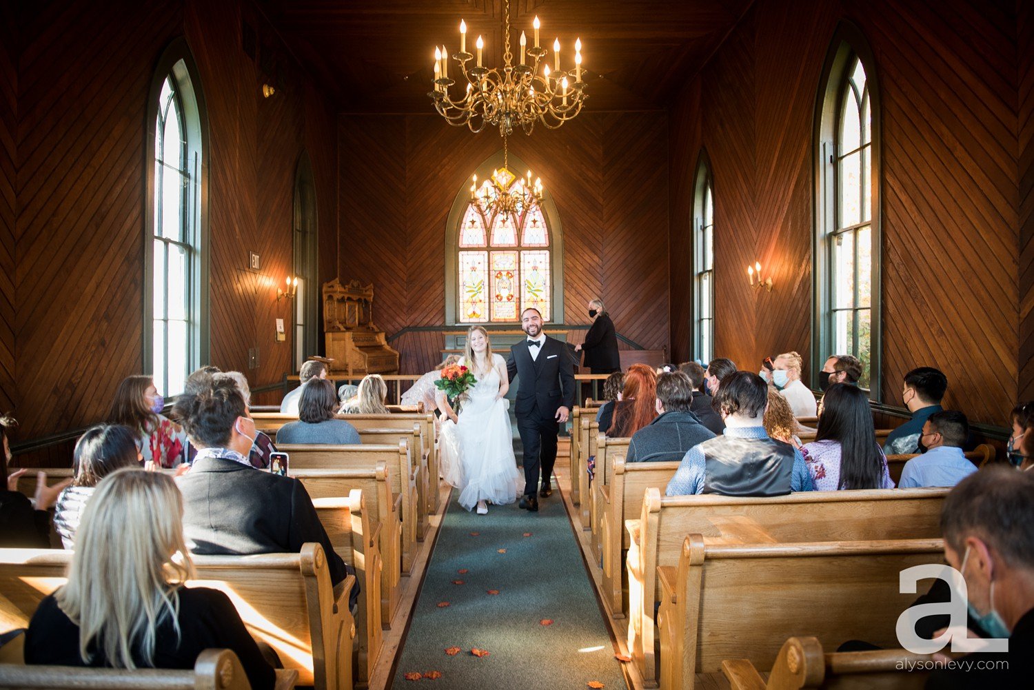 Oaks-Pioneer-Church_Portland-Wedding-Photography_0020.jpg