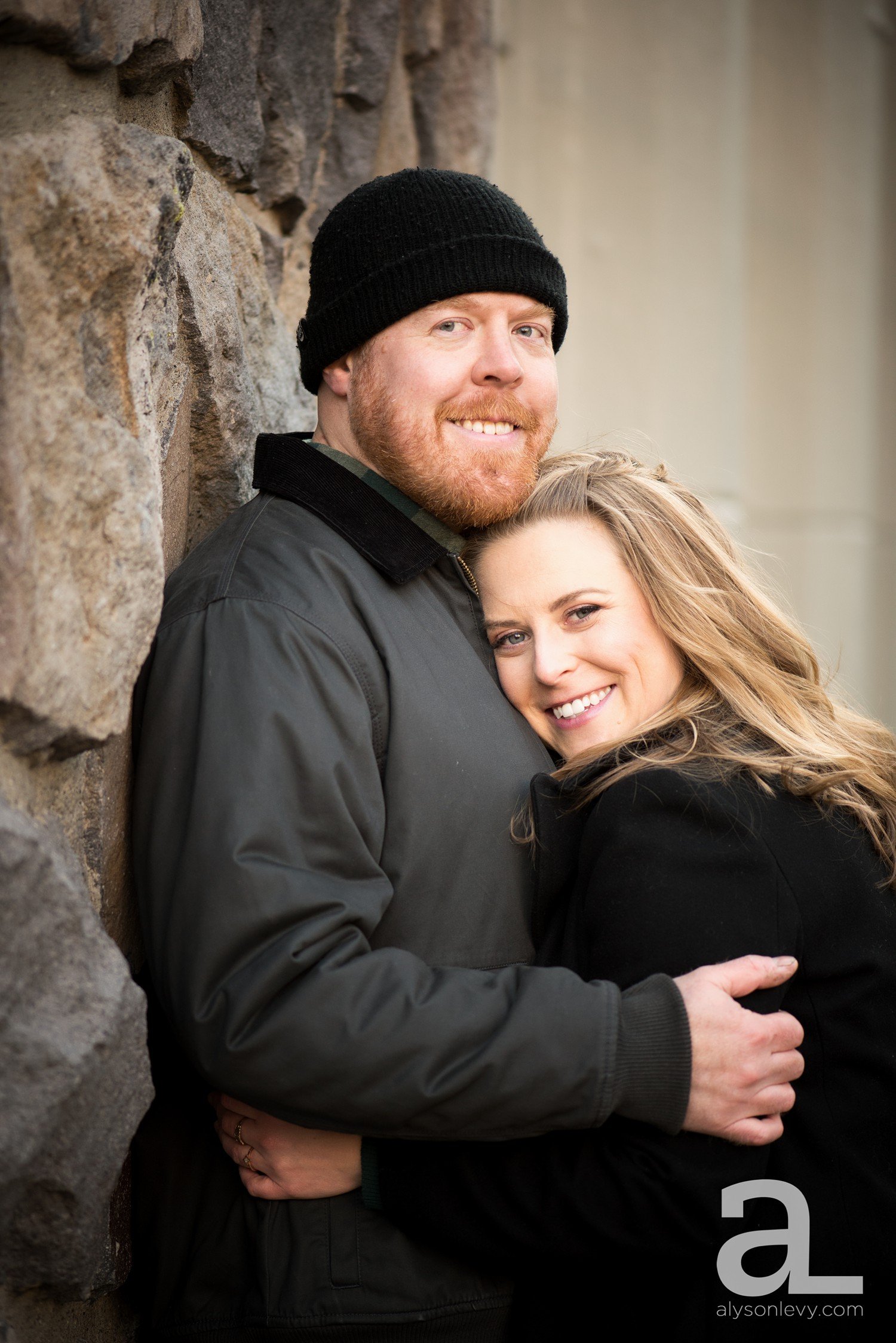 Timberline-Lodge-Engagement-Photography_0007.jpg