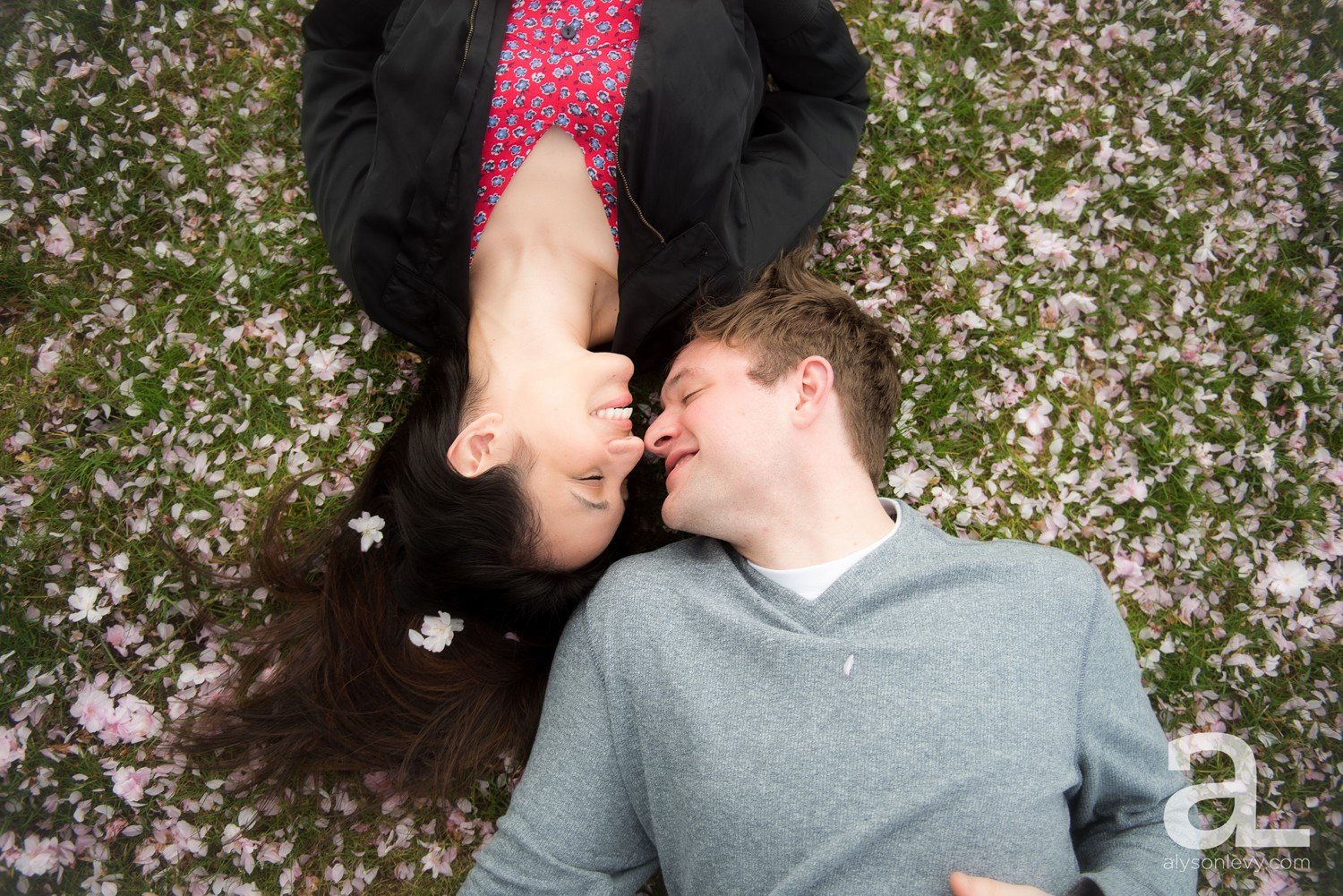 Ft-Vancouver-Spring-Engagement-Photography_0010.jpg