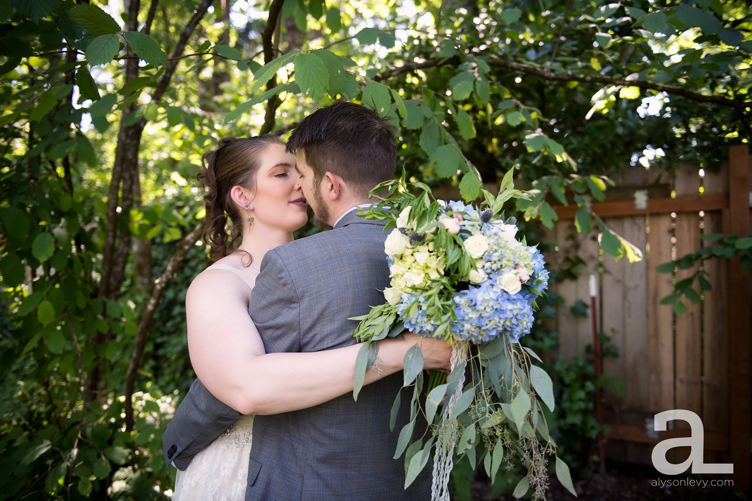 Oregon-Backyard-Wedding-Photography_0014.jpg
