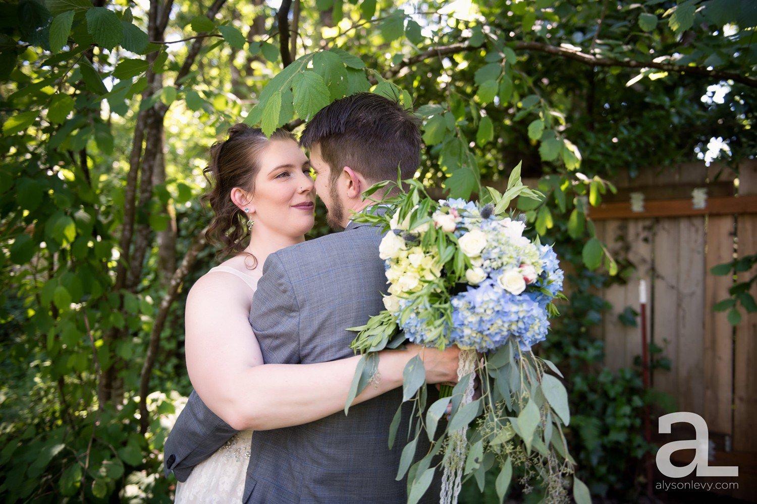 Oregon-Backyard-Wedding-Photography_0015.jpg