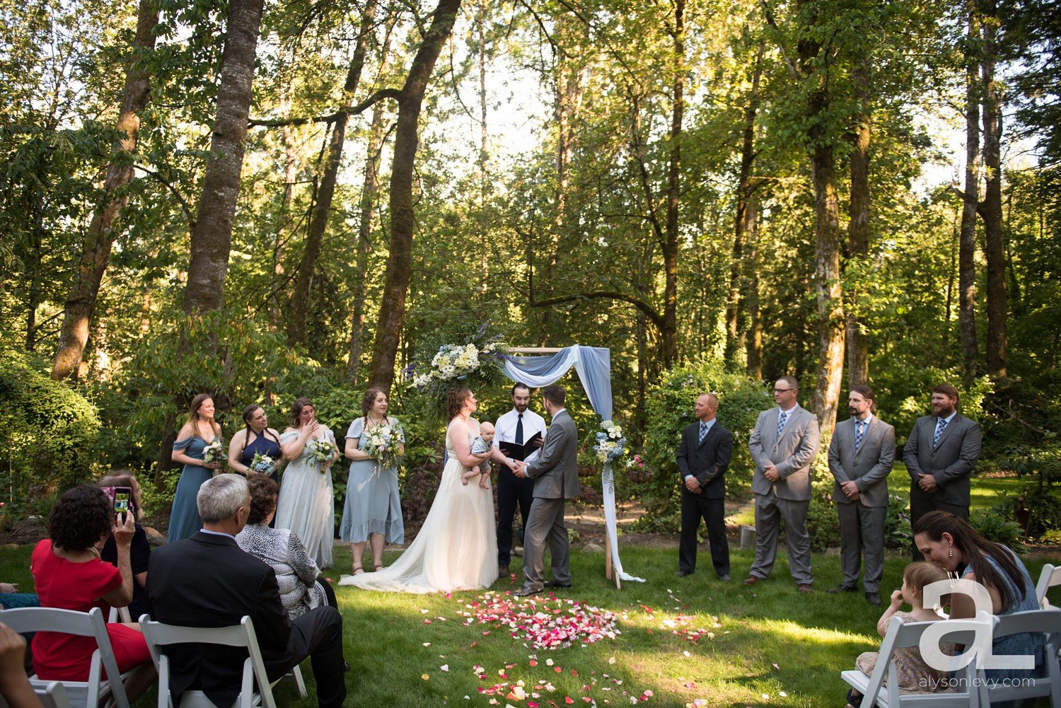 Oregon-Backyard-Wedding-Photography_0039.jpg