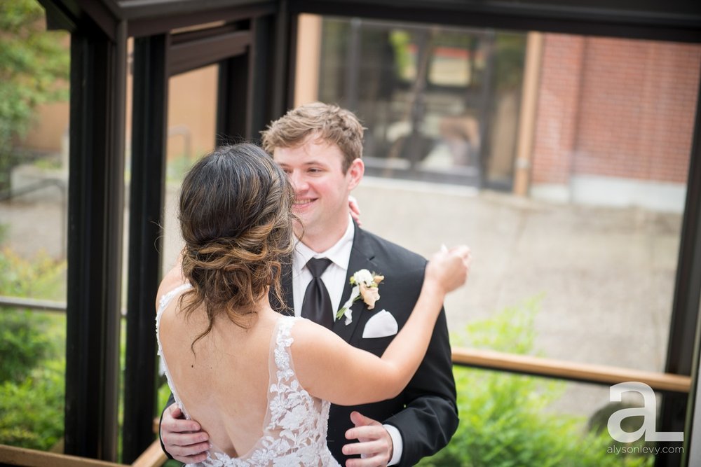 Ironligh-LakeOswego-Wedding-Photography_0010.jpg