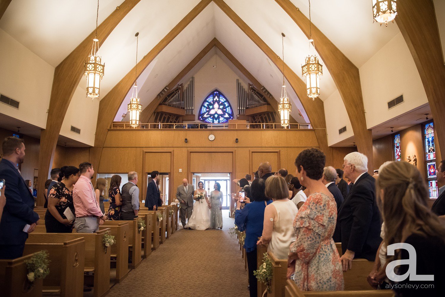 Ironligh-LakeOswego-Wedding-Photography_0031.jpg