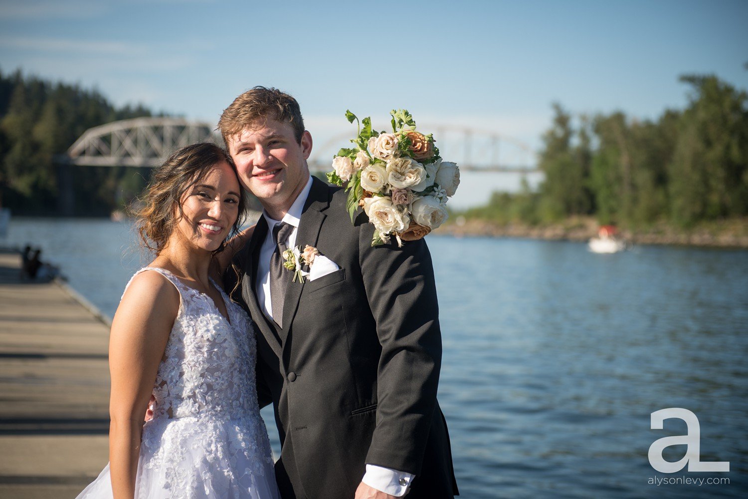 Ironligh-LakeOswego-Wedding-Photography_0061.jpg