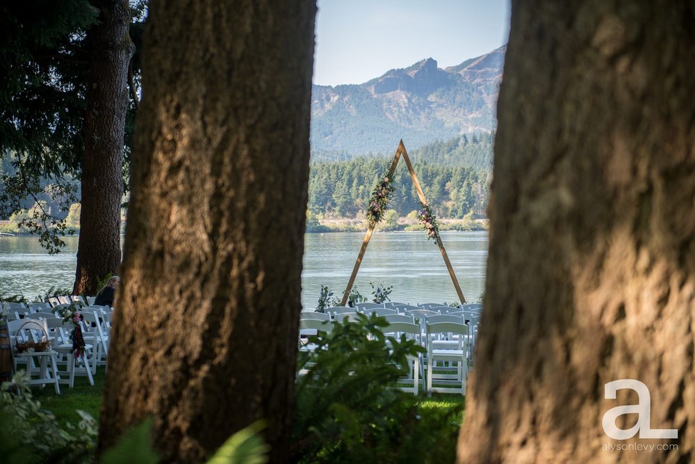 Thunder-Island-Cascade-Locks-Wedding-Photography_0008.jpg