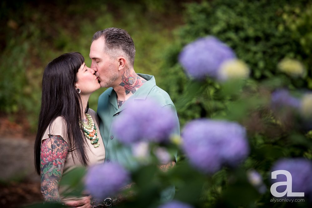 Rose-Garden-Engagement-Session_0010.jpg