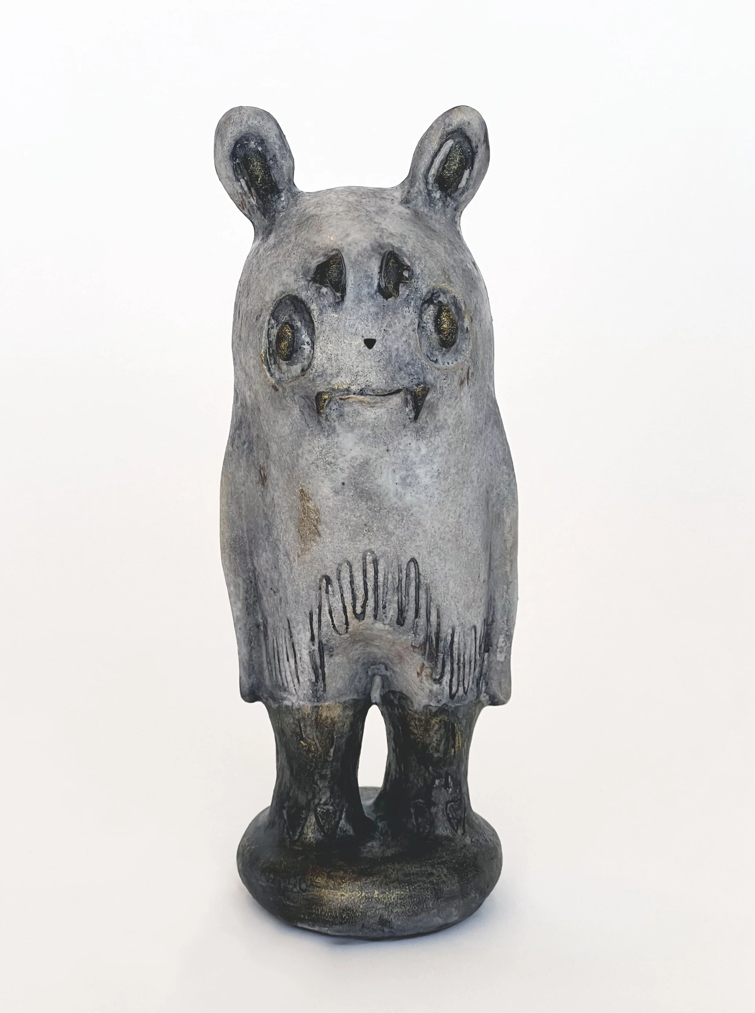 劉欣怡 LIU HSIN-YI  遠古黑糖星球戰士熊 The bear warrior from ancient far far away black sugar planet (Copy)