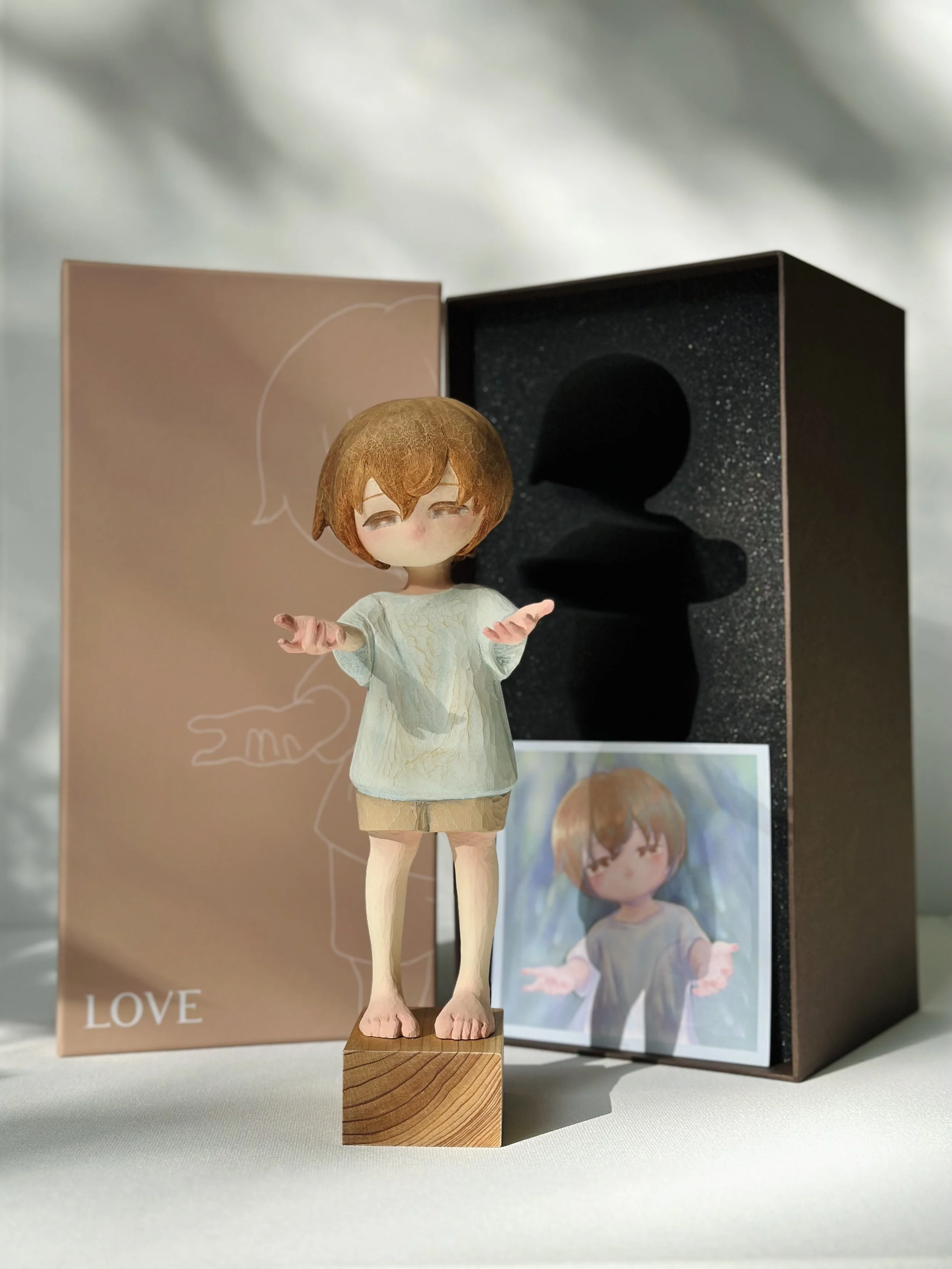 "LOVE" LIU SHIN-YI OVERSEAS PRE-ORDER (Copy)