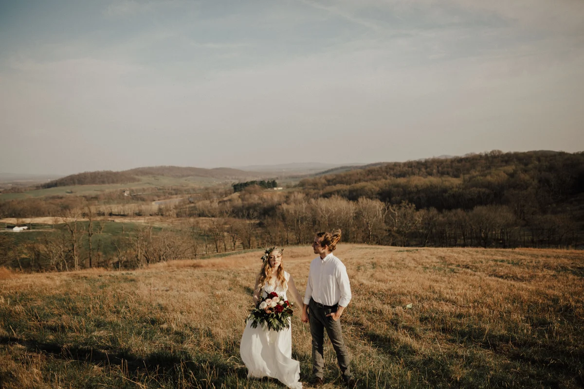 12virginia_elopement_sky-meadows-state-park_erin-krespan.jpg