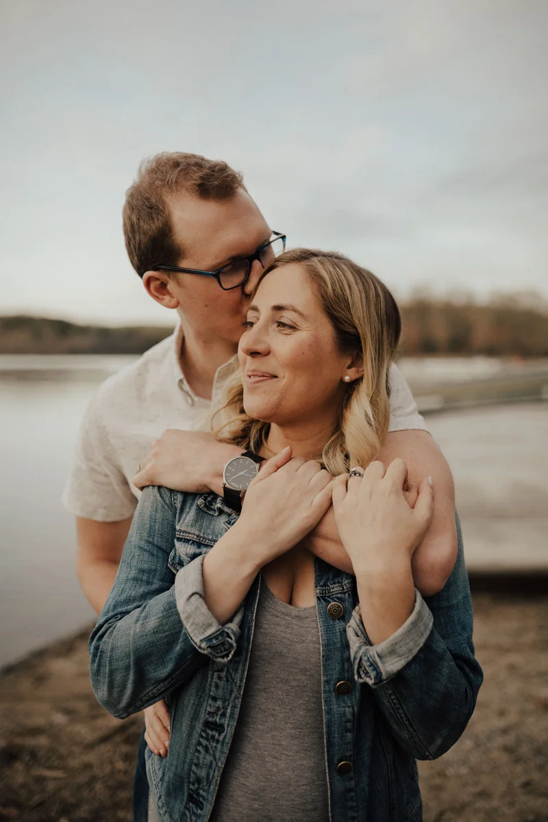 ChloeChris_BurkeLakePark_MaternitySessoin_ErinKrespanPhotography46.jpg
