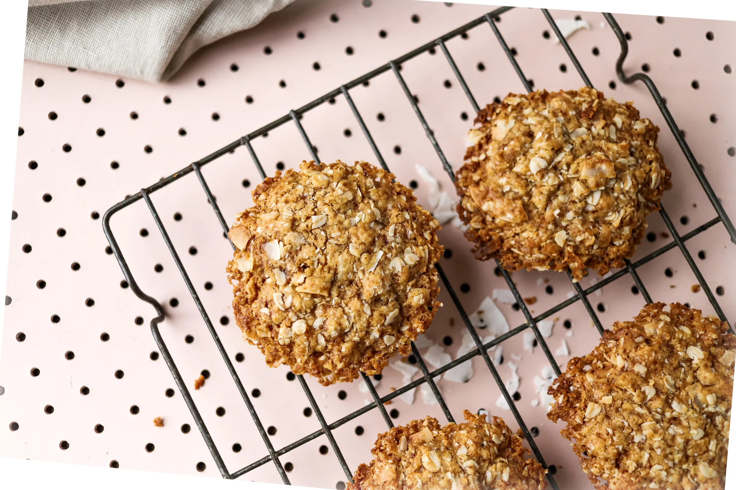 Anzac Biscuit, Healthy Anzac Biscuit, Gluten Free Anzac Cookies, Coconut Cookies, Coconut and Oat Cookie, Vegan Anzac Cookies, Vegan Anzac Biscuit, Dairy Free Anzac Biscuit,