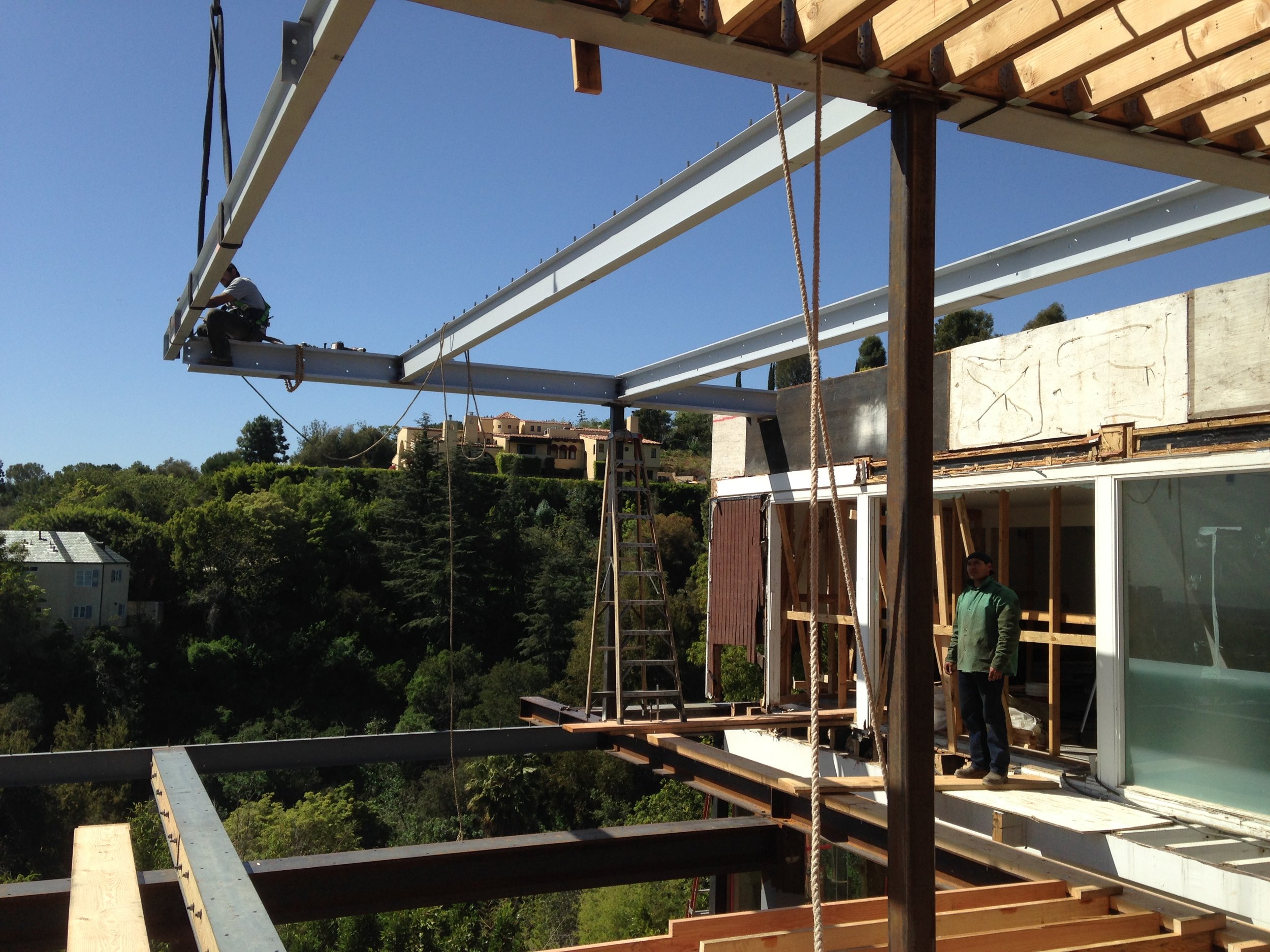 Design Build Cantilver