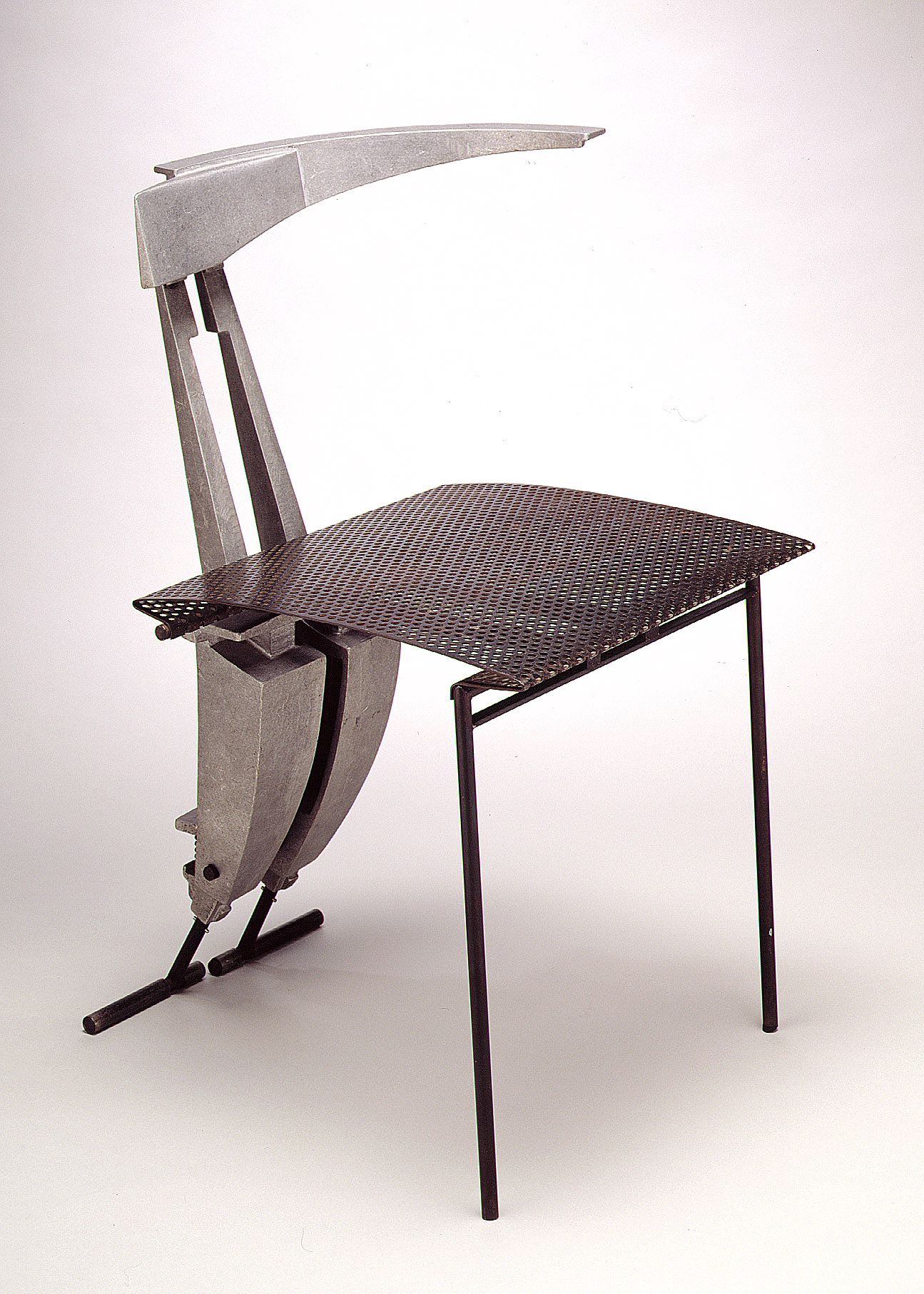 Nee Chair with Morphosis