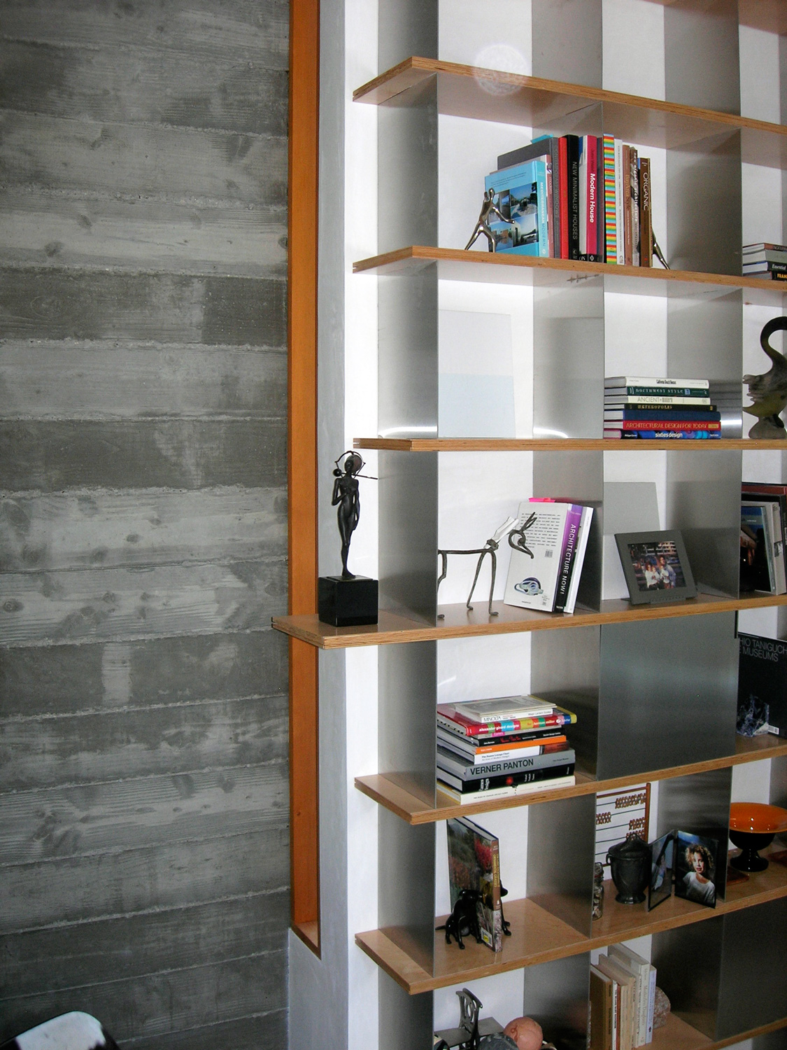 Acari stainless steel & multi-lam ply shelves