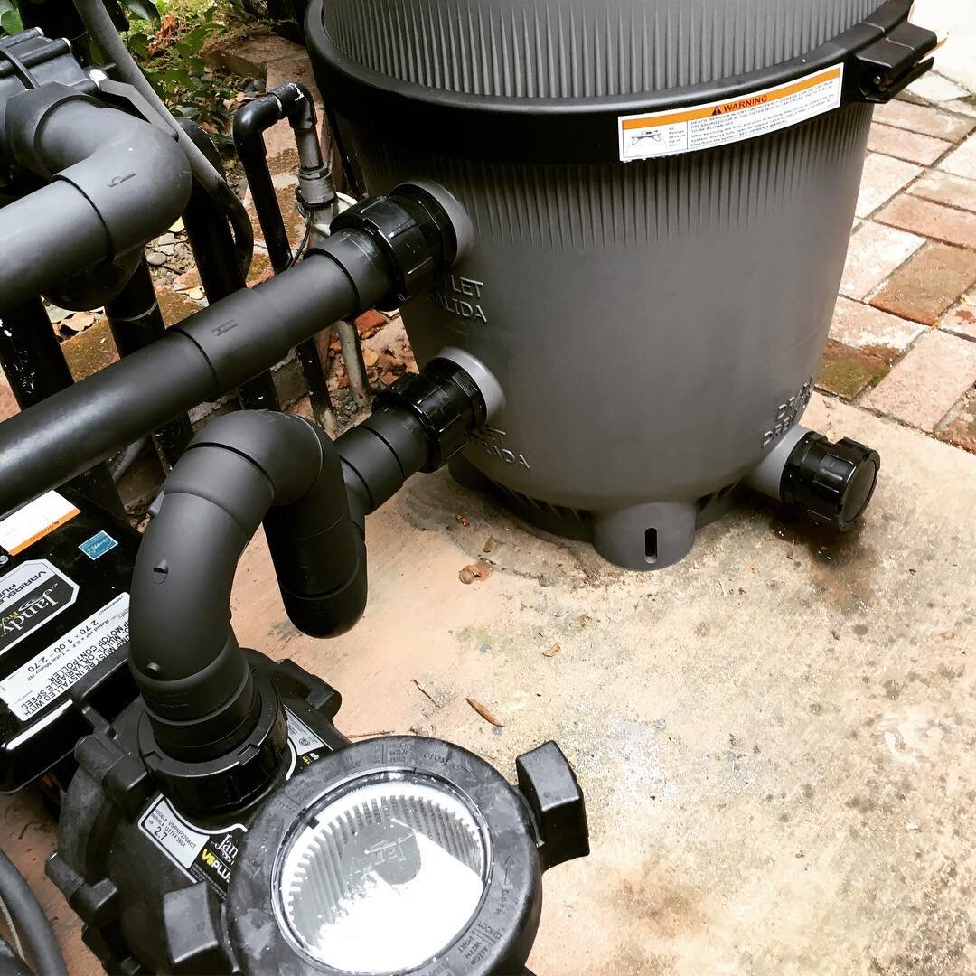 Jandy system upgrade. Variable speed pump with new filter controlled via iAqulink wireless app. #iaqualink #zodiacpoolsystems #energyefficient #swimmingpool