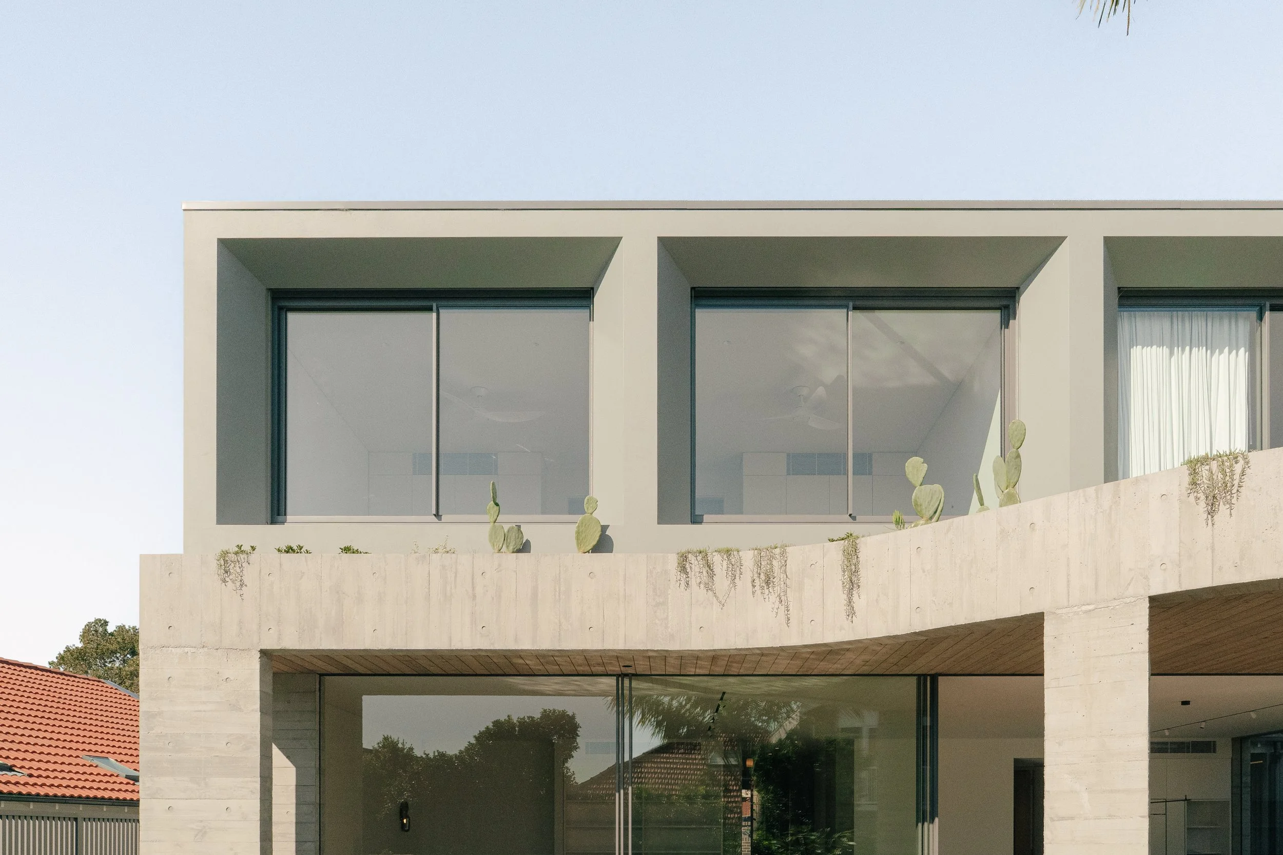 Modern exterior extension in Bronte designed by Nick Bell Architects