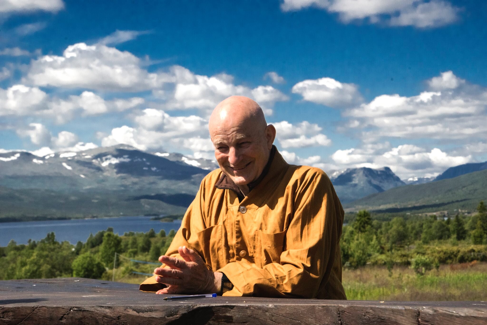 Shamatha Meditation: A Meditation Week with Venerable Dhammadipa (FULLT)