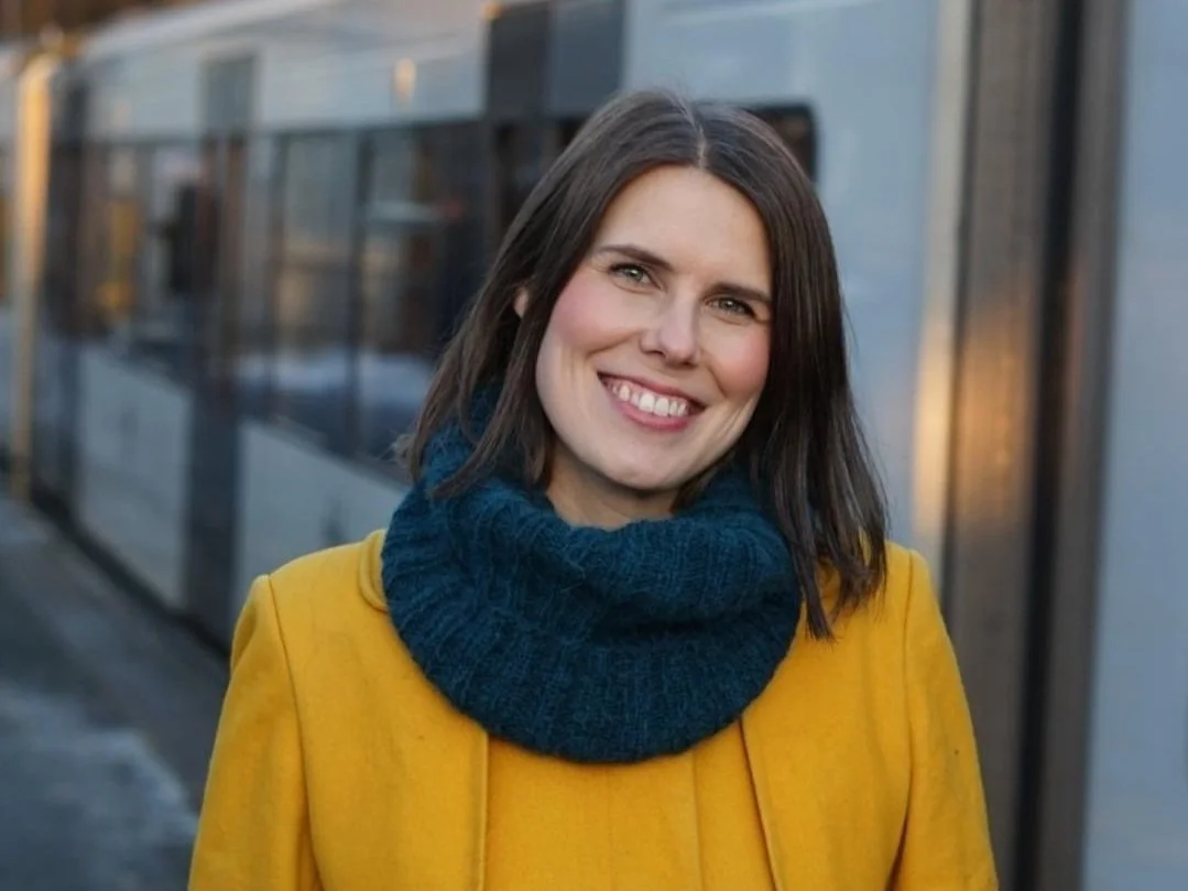 Sirin Hellvin Stav - Politikk og Yoga