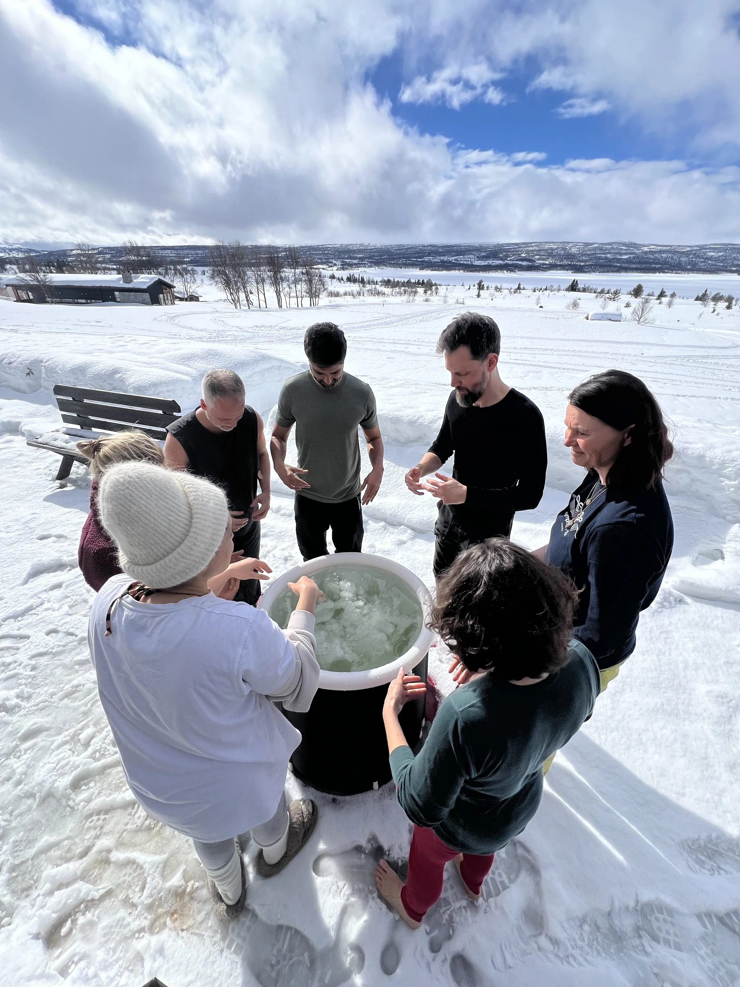 Spring Awakening: Breathwork, Cold Exposure, Playful Movements, Yoga Nidra &amp; Cacao Ceremony with Dirk Janssen