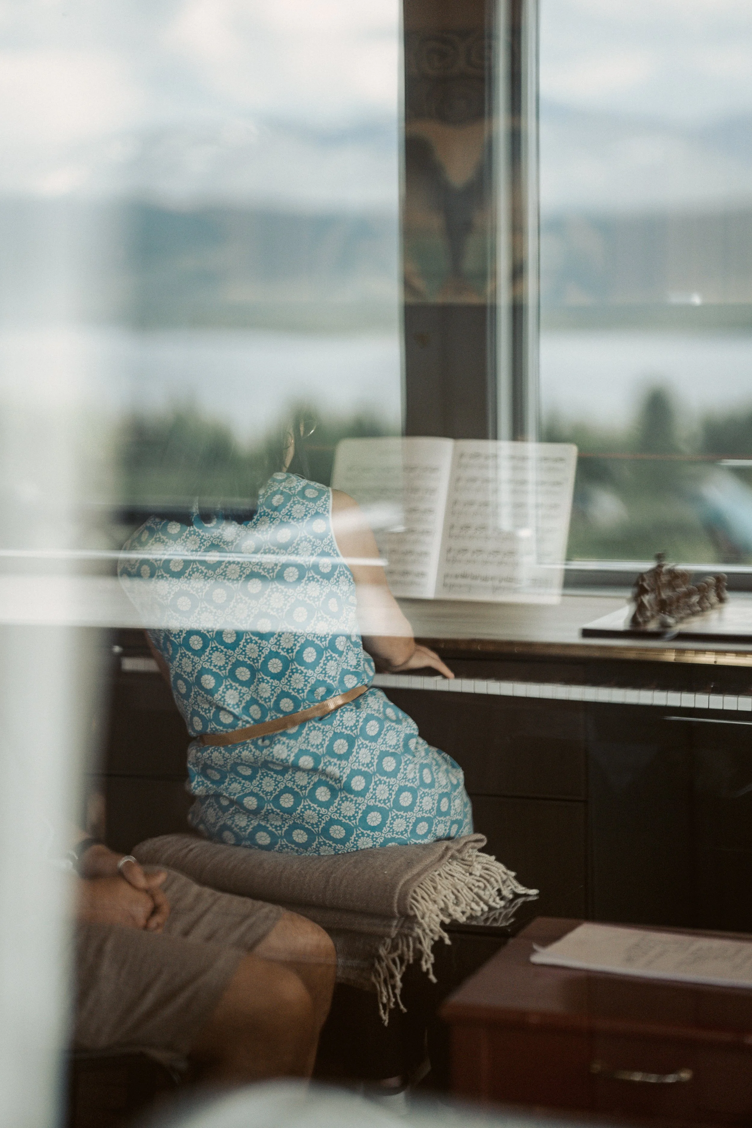 The Listening Body with Annabel Guaita and Piotr Marcinów