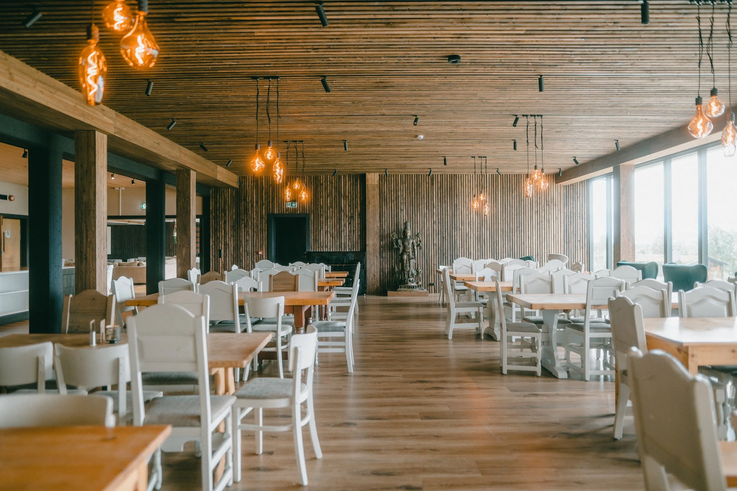 Dining Hall Nosen (2).jpg