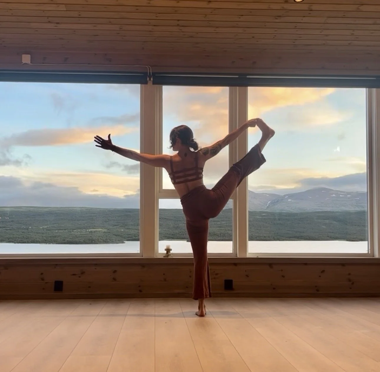 Fjellro &amp; Yoga Retreat - Med Ida Marie Wallem &amp;  Fara Nemati