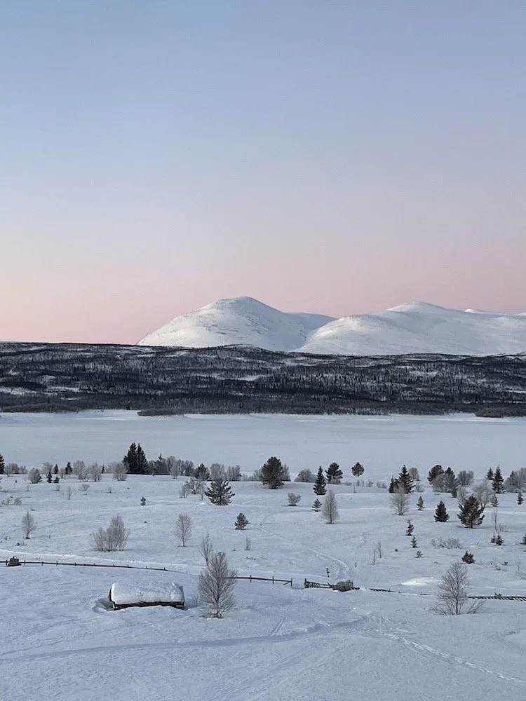 rosa+fjell+nøsen.webp