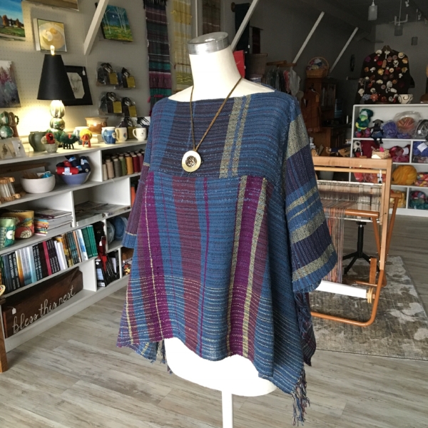 Saori, handwoven clothing