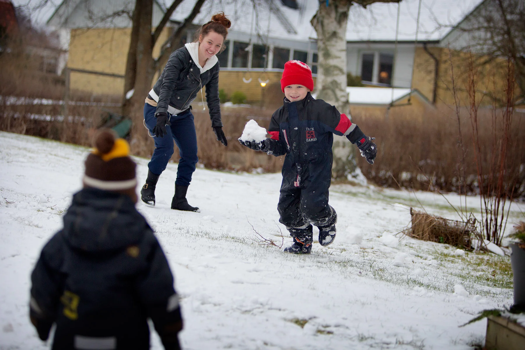 Så föll snön även över Västkusten och ungarna fick ett par timmars vinter till.