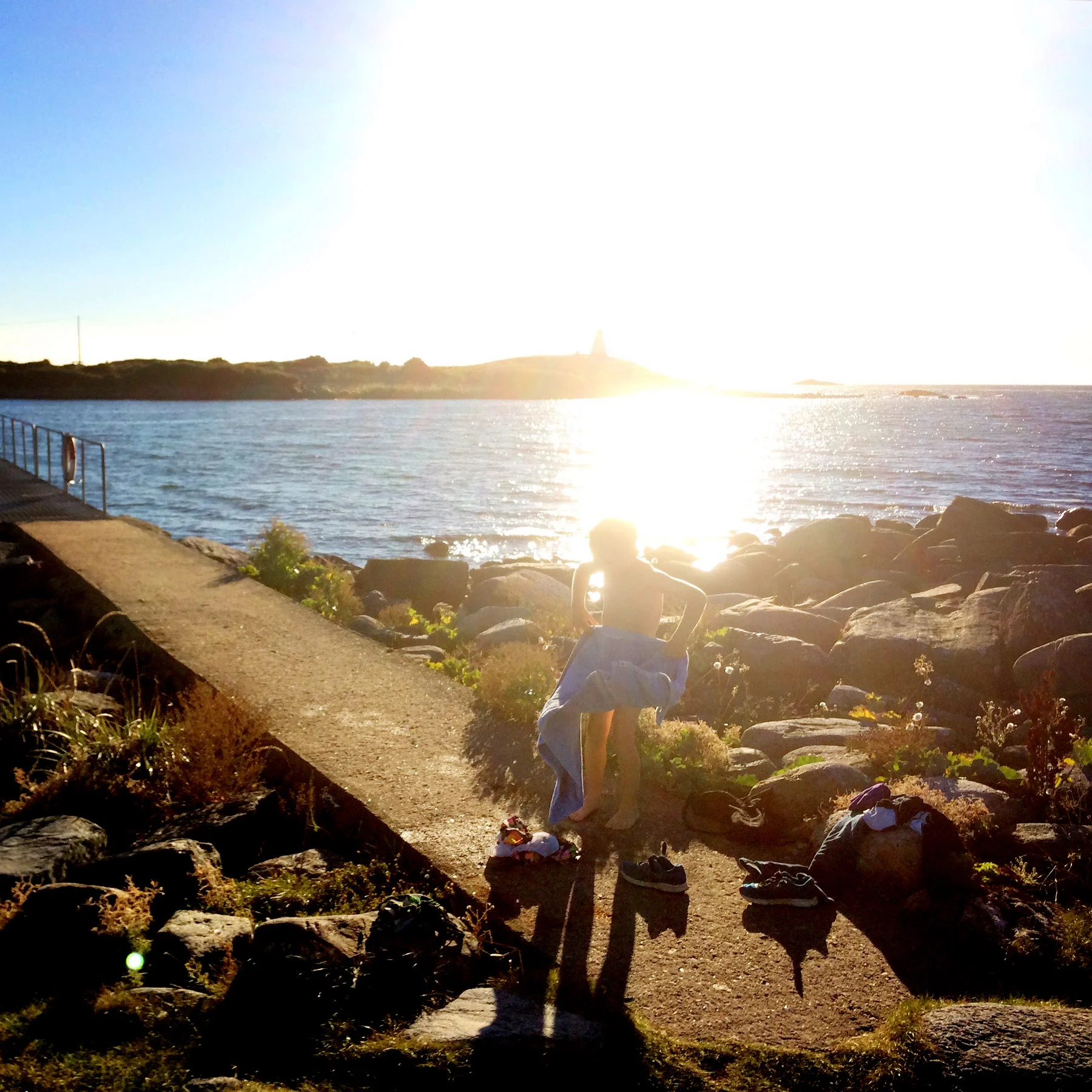 Sommarlovets sista kvällsdopp