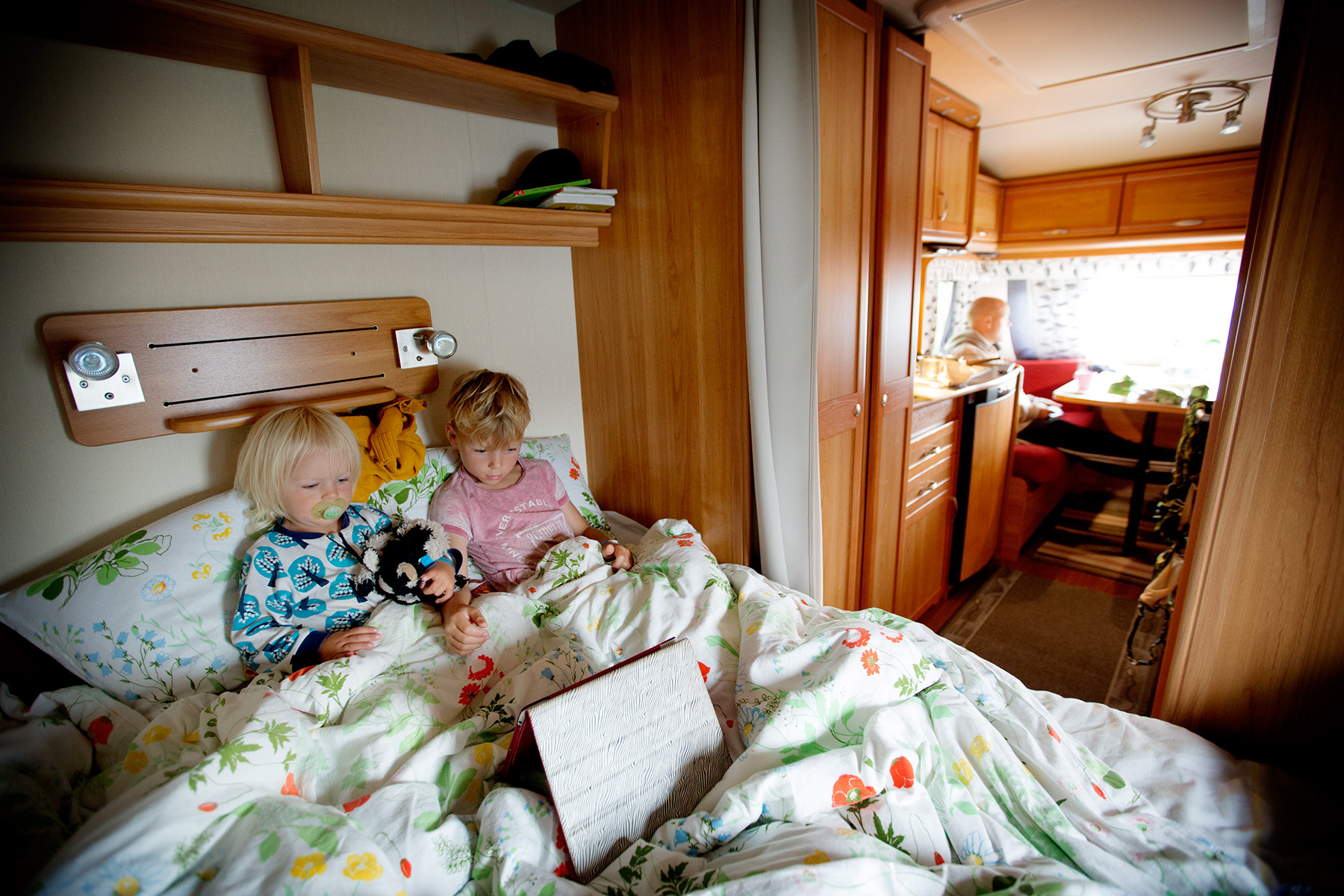 Åskmorgon i husvagn
