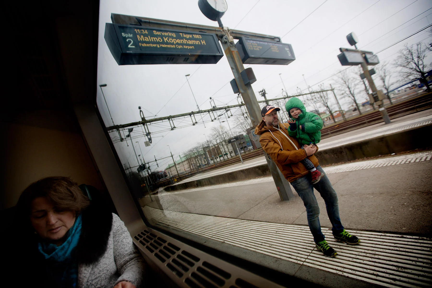 Till Malmö. Med hejdåkram.