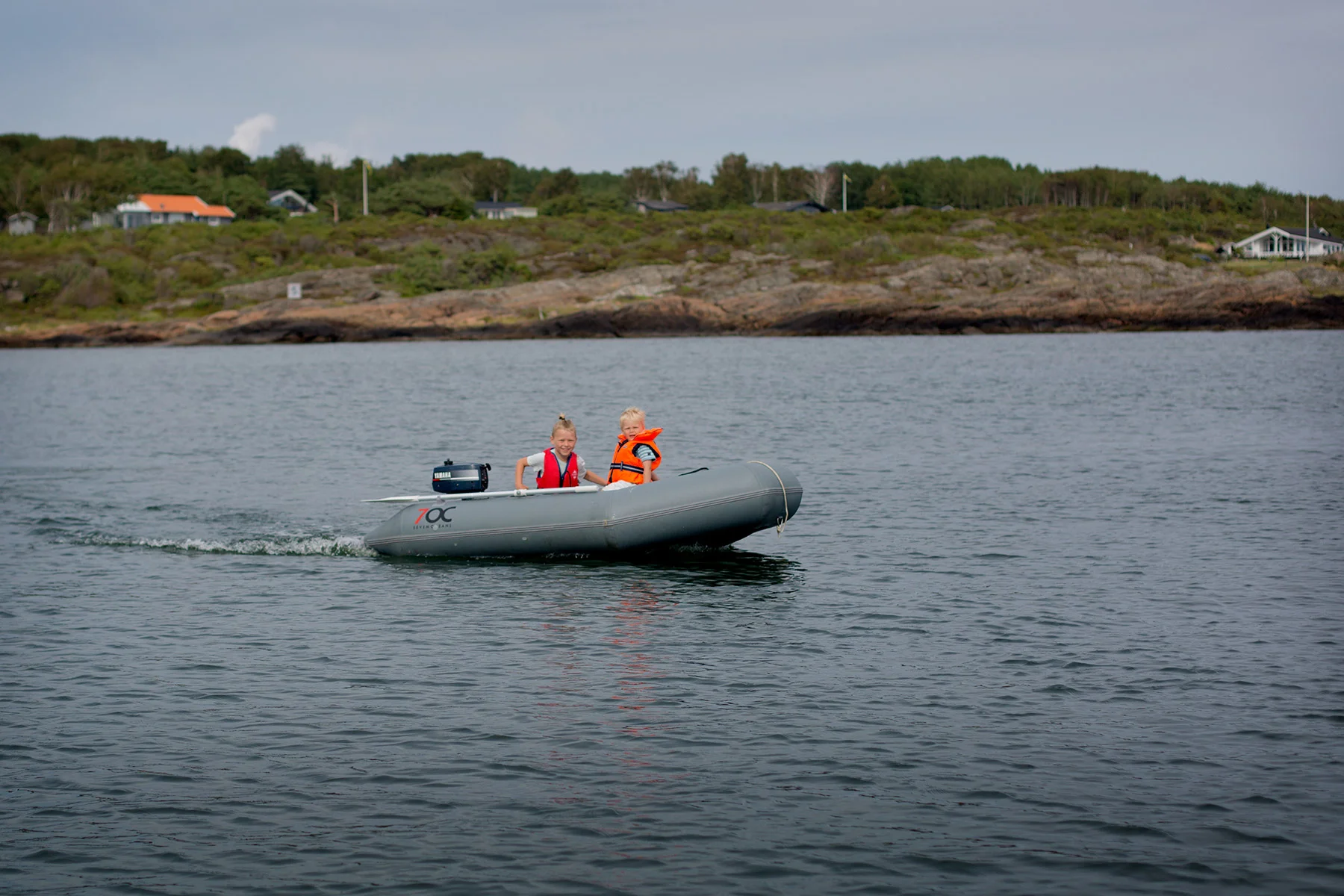 blogg-170710gummibaten9.jpg
