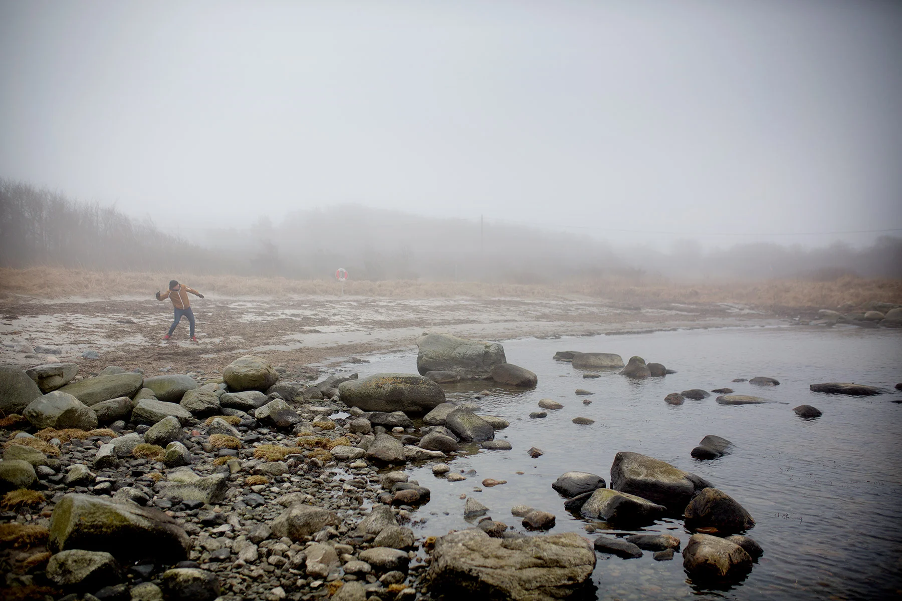 Det ryker från sjön