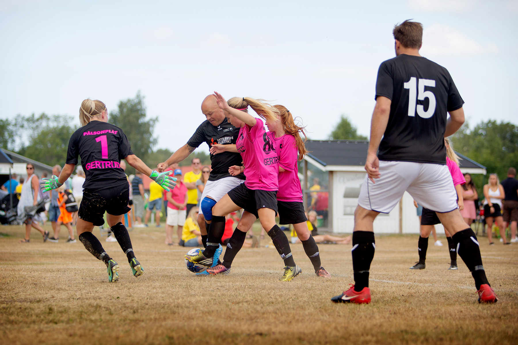 blogg-180707foretagsfotbollen13.jpg