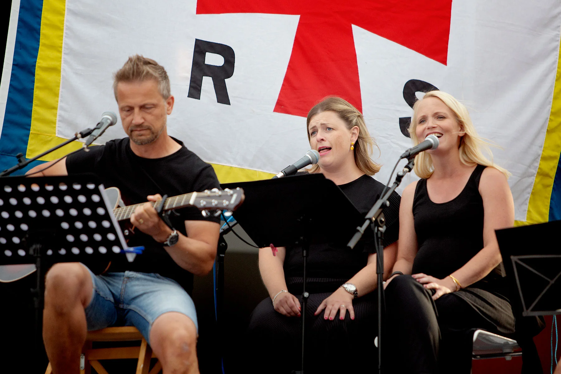 blogg-190720sjoraddarrock5.jpg