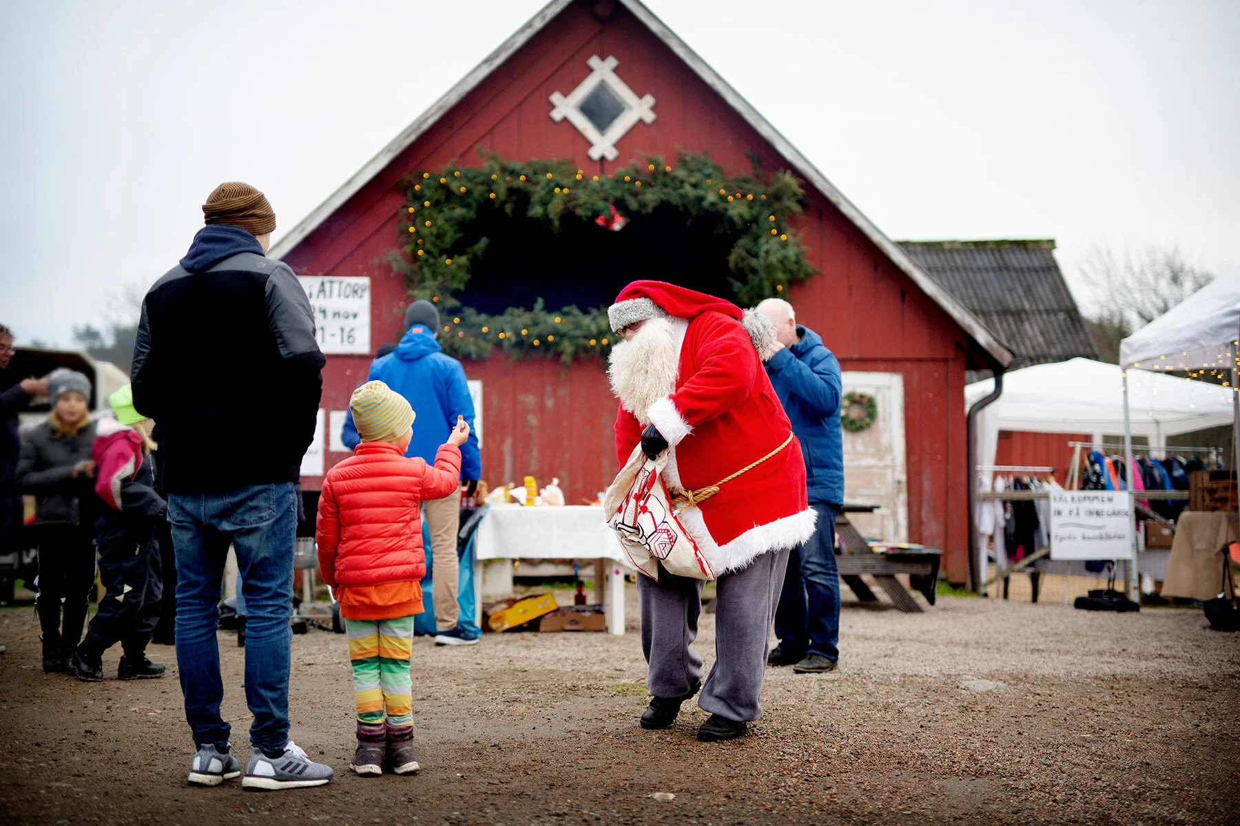 blogg-191123julmarknadiattorp2.jpg