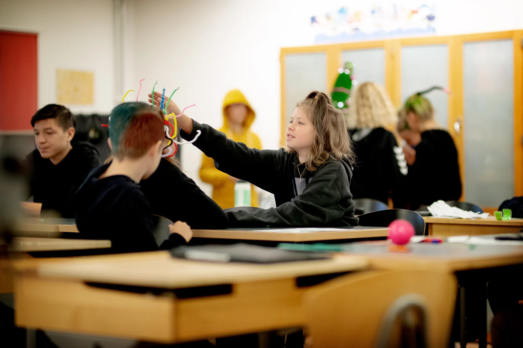 blogg-201023crazyhairdayskolan25.jpg