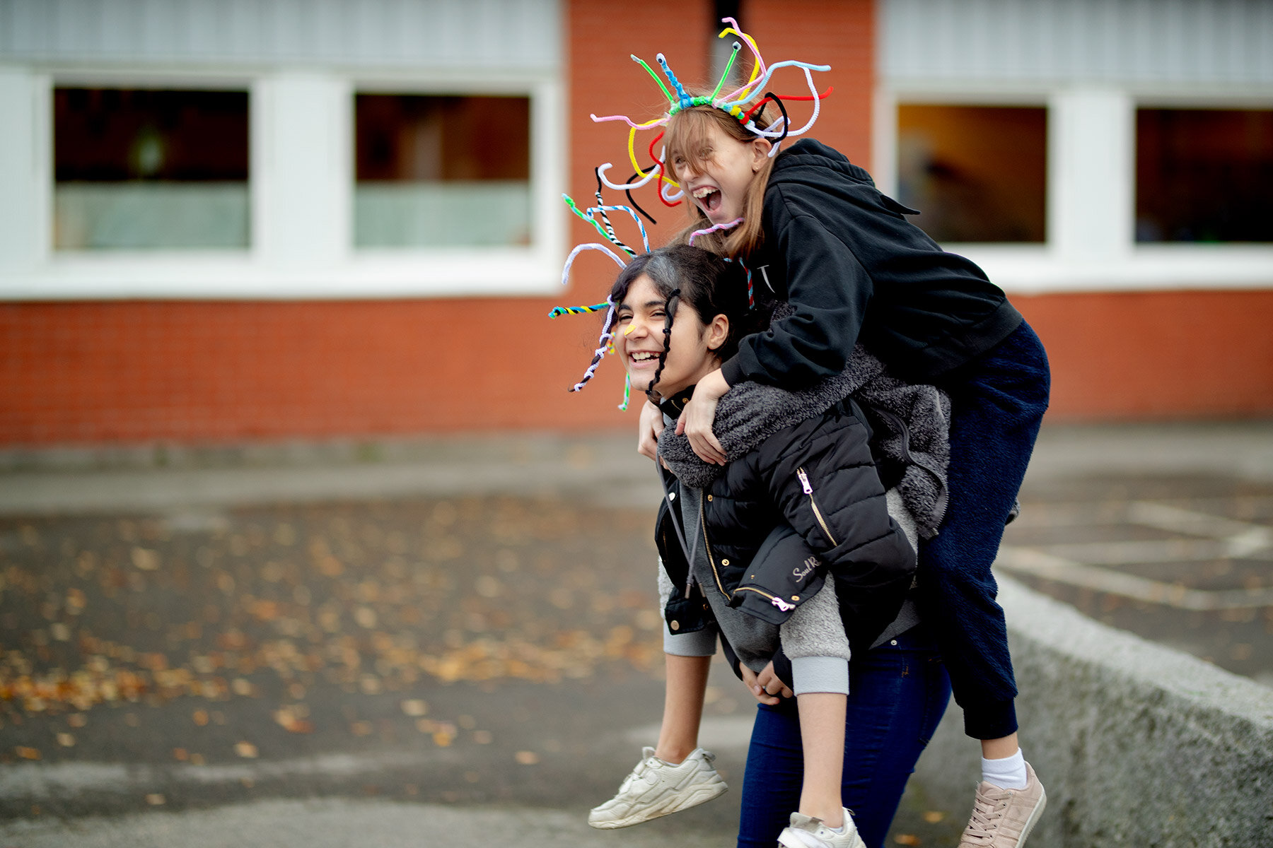 blogg-201023crazyhairdayskolan29.jpg