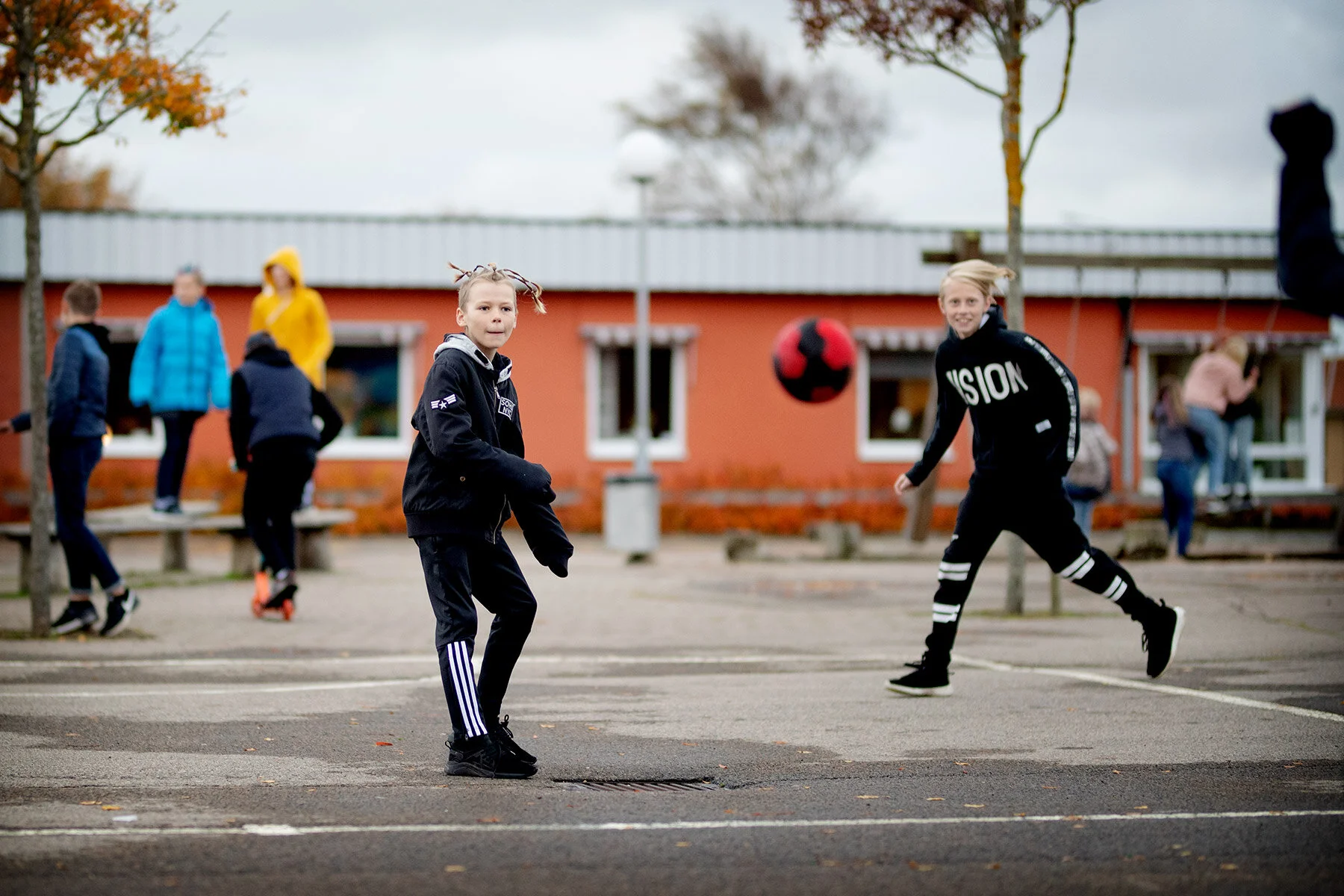 blogg-201023crazyhairdayskolan33.jpg