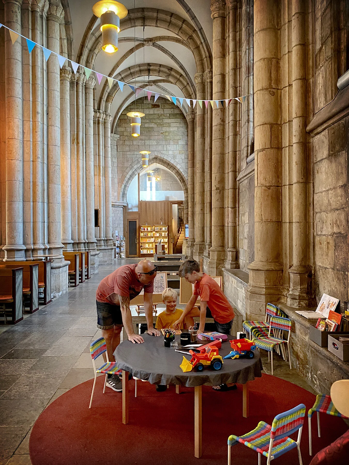 blogg-210627skaradomkyrka6.jpg
