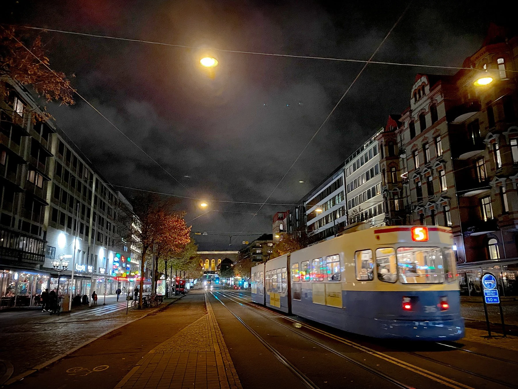 blogg-211101gbgmedemandy1.jpg