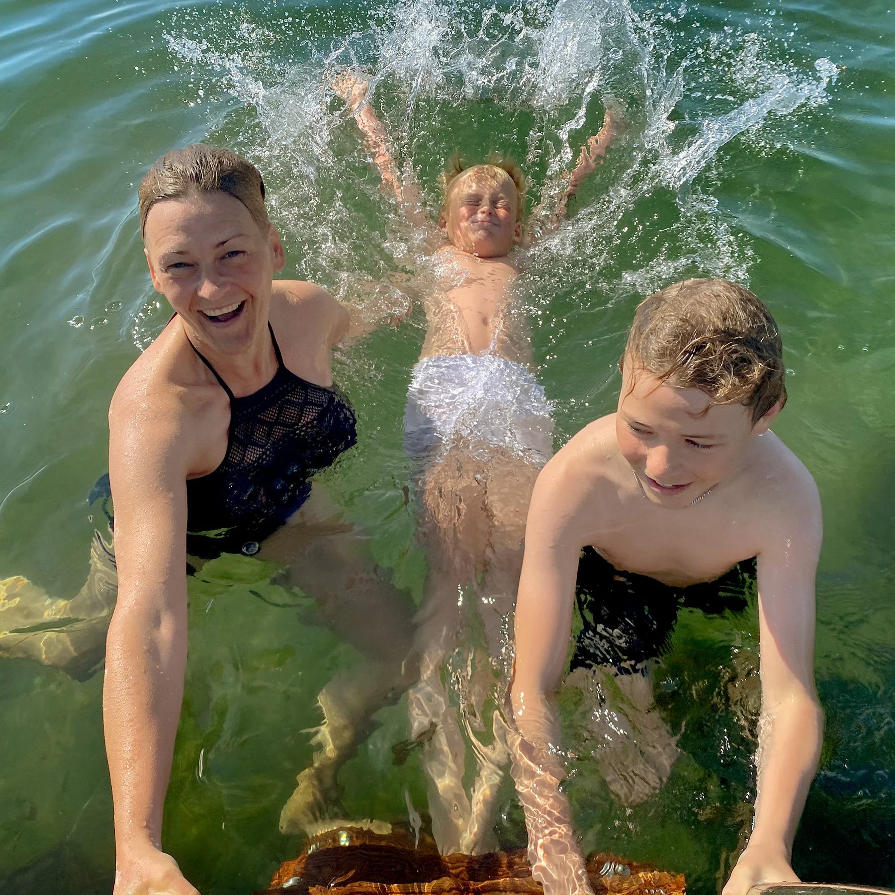 blogg-220624midsommardopp4.jpg