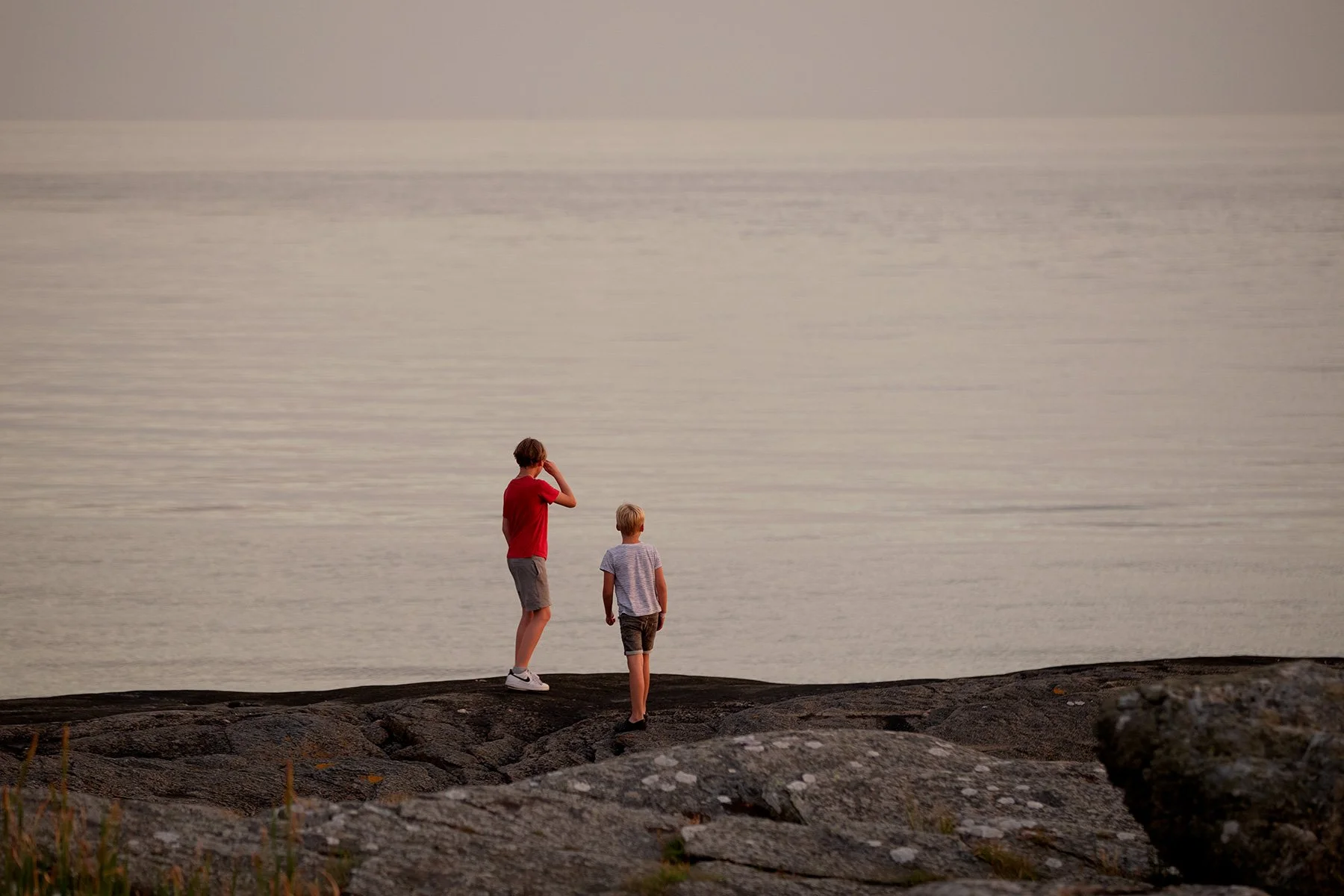 blogg-220626solnedgangfyrenhamnen13.jpg