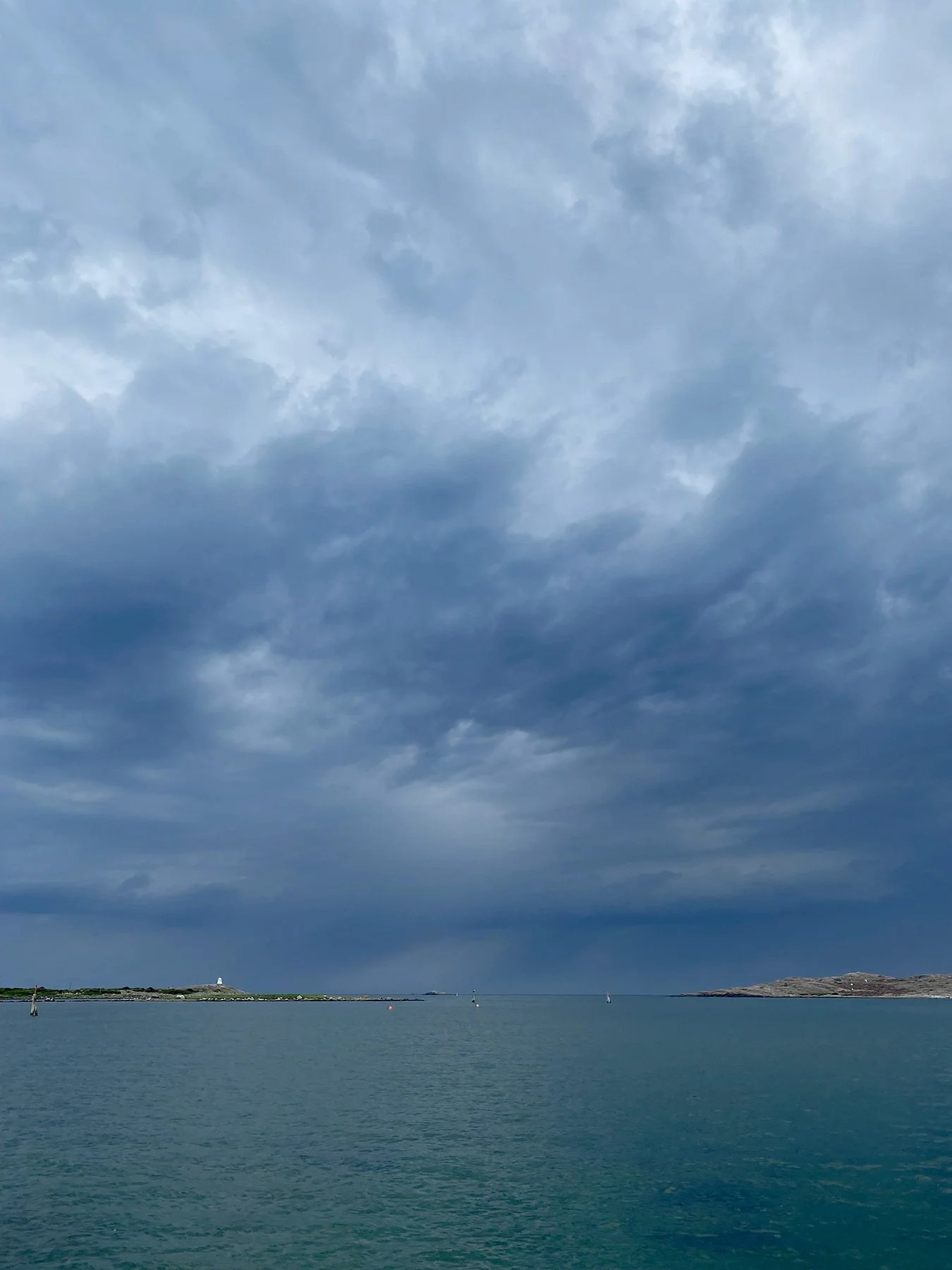 blogg-220804askbadhamnbryggan1.jpg
