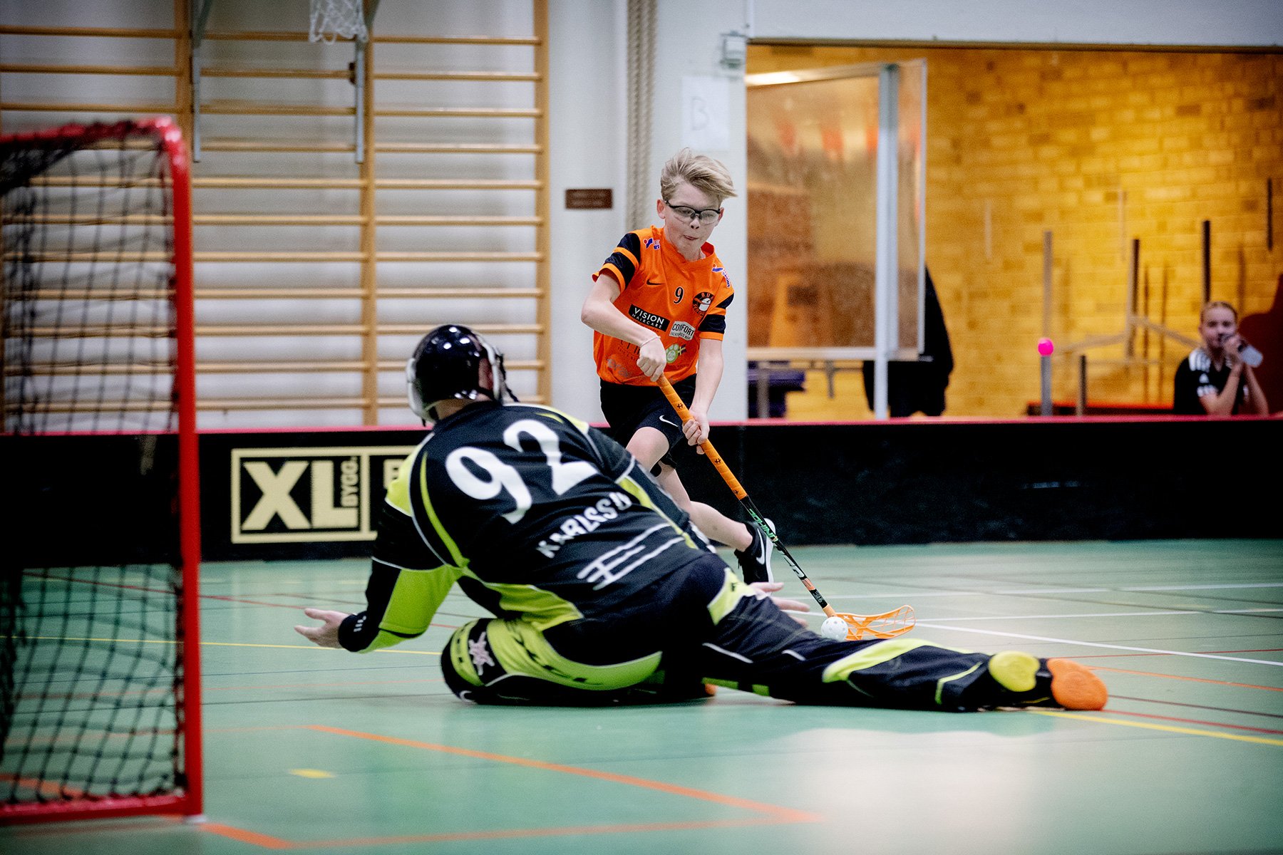 blogg-230105innebandykillarnatjejerna10.jpg